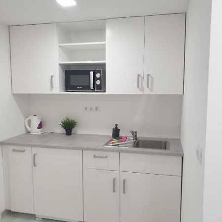 Appartement Betariel'Com Westbahnhof M à Vienne Extérieur photo