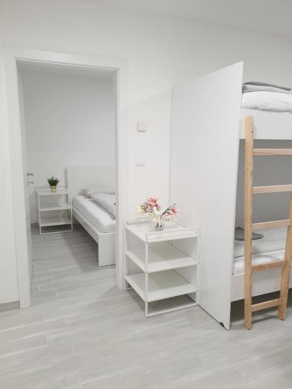 Appartement Betariel'Com Westbahnhof M à Vienne Extérieur photo