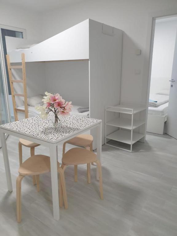 Appartement Betariel'Com Westbahnhof M à Vienne Extérieur photo